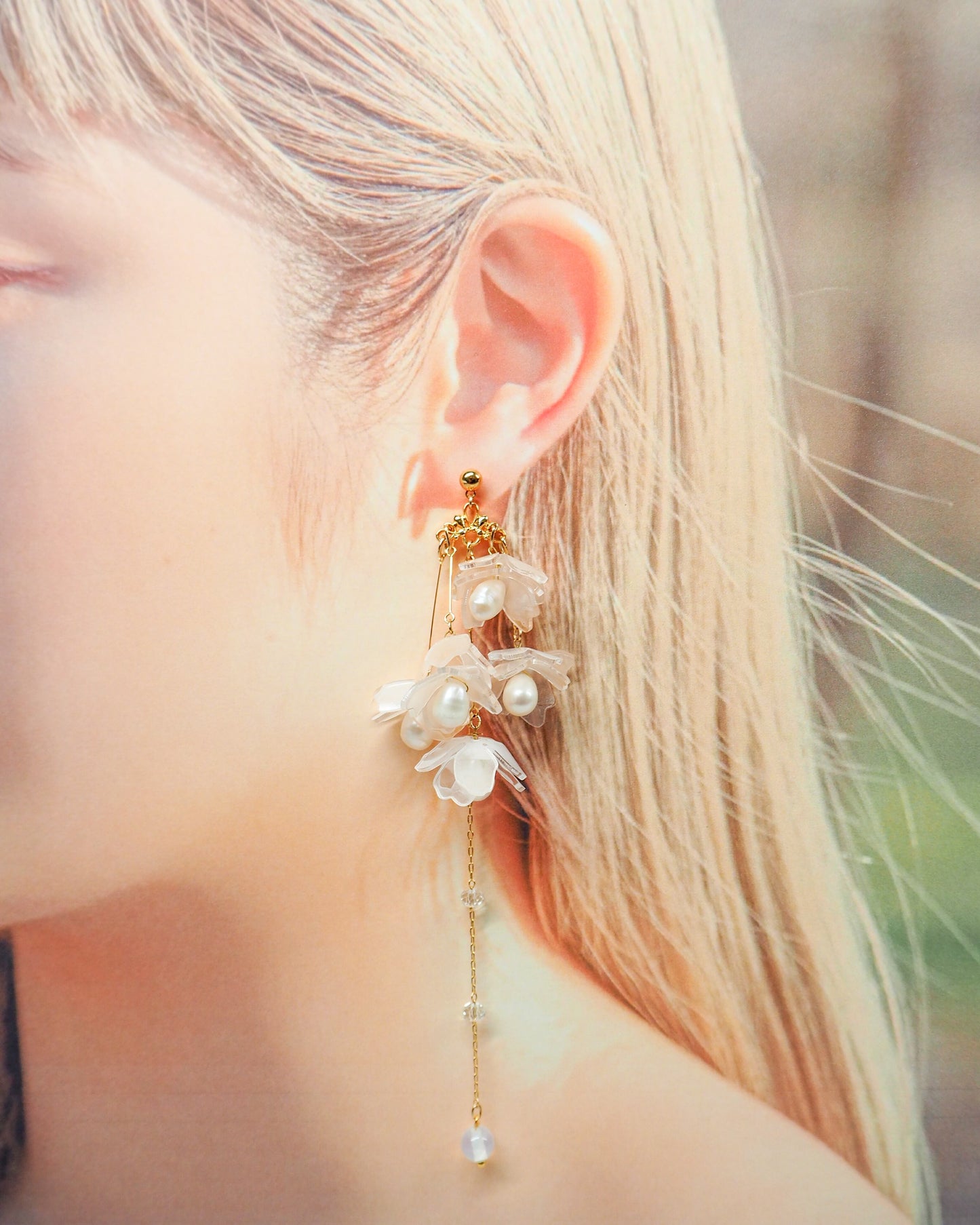 Wedding:Bloom:Chandelier