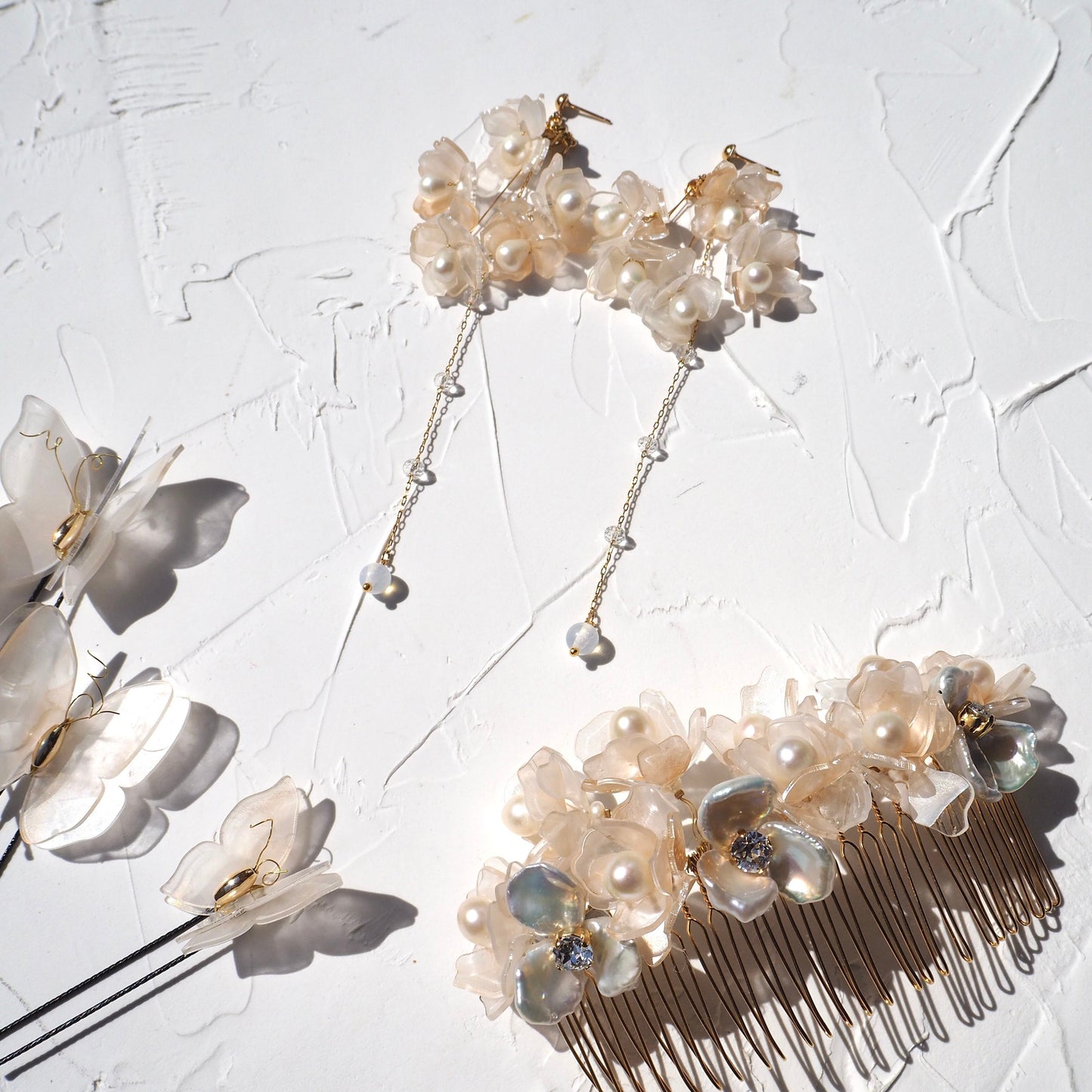 Wedding:Bloom:Chandelier