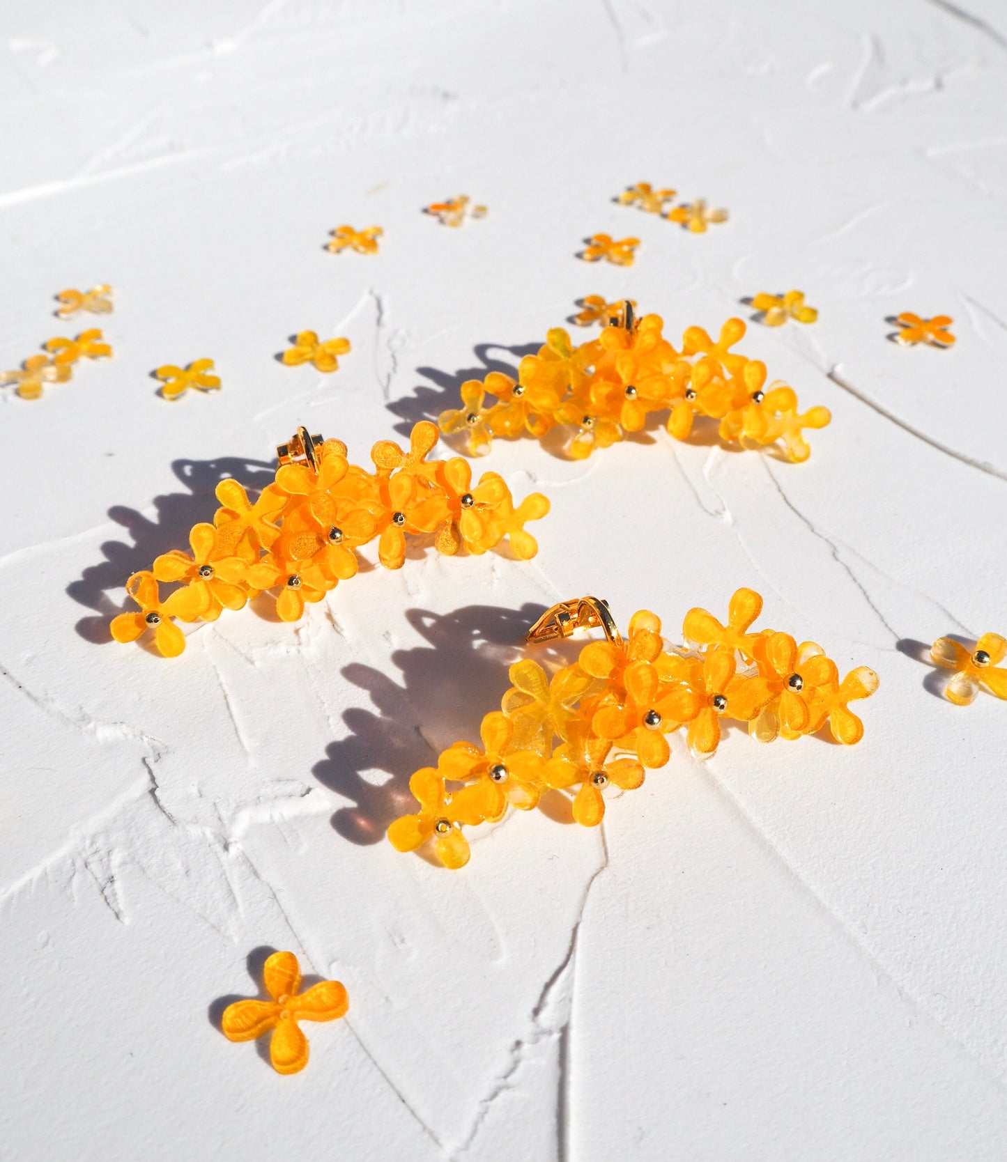 Osmanthus:Ear cuff